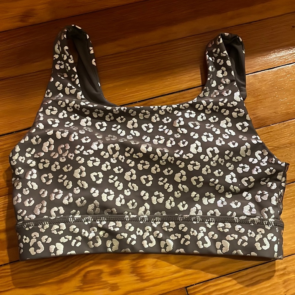 Sports bra